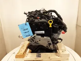300.au1c24 Audi Q3 2024 Engine 2675414