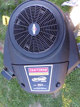 Briggs & Stratton Pgt9000 Used And 28 Gross Hp Complete Running Engine Includes Muffler