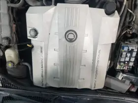 351.gm6x04 Cadillac Xlr 2004 Engine Cover 331276