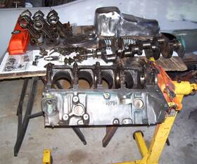Chevrolet 14016379 Chevy Sbc Small Block 350 4 Bolt Motor 2 Piece Rear Seal All Standard