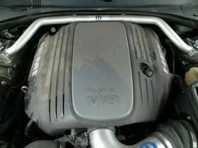 Dodge 351.ch2r11 Charger 2011 Engine Cover 104868251