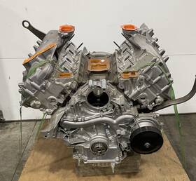 Ford Pc4z-6006-c Genuine Oem 2024 F650 F750 6.7l Long Block Engine Assembly