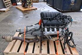 Gmc 12637215 Yukon 5.3l V8 Engine Motor And Rwd Transmission Gear Box Pipe Oem 2017-2019