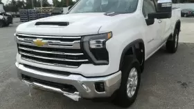 300.gm8324 Gmc Silvrdo25 2024 Engine