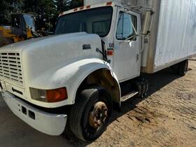 International Int4700 2000 4700 Dt466 Oem 74k Good Runner Engine Motor 7.6l Diesel
