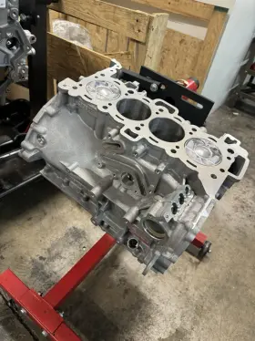 Lr140954 Jaguar Land Rover 18-25 E Pace F Xf Xe Xj 2.o Turbo Engine Remanufactured Short Block