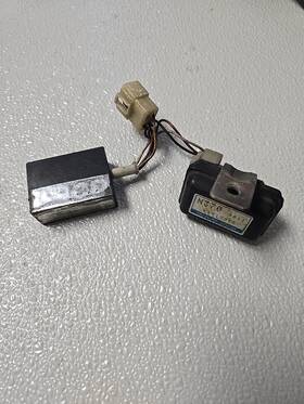 Mazda 981-1 E1t13775 Rotary Rx7 Fc3s Fbcd Fuel Cut Boost Controller Device With Pressure Sensor