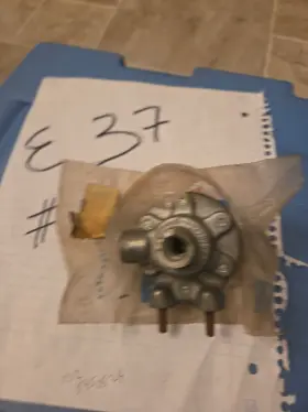 A1270701168 Mercedes A1270700268 M127 Return Damper Reservoir