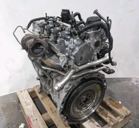 2600108900 Mercedes-benz 19-21 A220 M260 2.0l Turbo Engine Motor 23k Top Cover Damage Oem