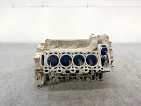 A1770100703 Mercedes-benz 2017-2021 C63 C63s W205 Amg Rwd 4.0l V8 Engine Cylinder Block Oem