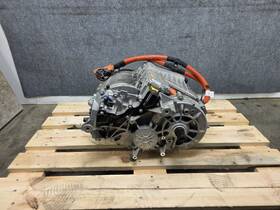 Mercedes-benz A2435402511 Front Electric Drive Engine Motor X243 Eqb350 19k Oem