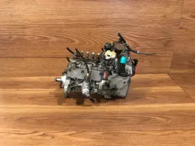 6020706501 Oem Mercedes 300d 190d 2.5 Turbo Engine Motor Diesel Fuel Injector Pump Om602