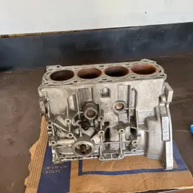 G16a Suzuki/geo 89-98 Tracker/ Sidekick/x-90 1.6l 8v And 16v Engine Block G16 Oem