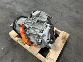 112098017k Tesla 24-25 Model Y 3 Rear Electric Motor Assembly Low Miles