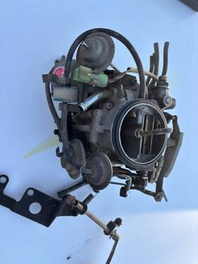 Toyota 21100-61142 1987 Land Cruiser Fj60 Carburetor Aisan