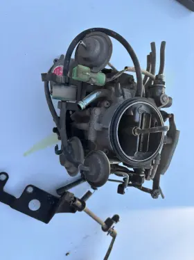 21100-61142 Toyota 1987 Land Cruiser Fj60 Carburetor Aisan