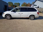 Engine 3.8L 6-230 Vin 8TH Digit Fits 04 Caravan 306275 Used. Price: $400.00.