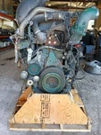 2009 Volvo D13F 425HP. Engine Runs Good, SN-925087 (10663797 Used. Price: $8500.68.